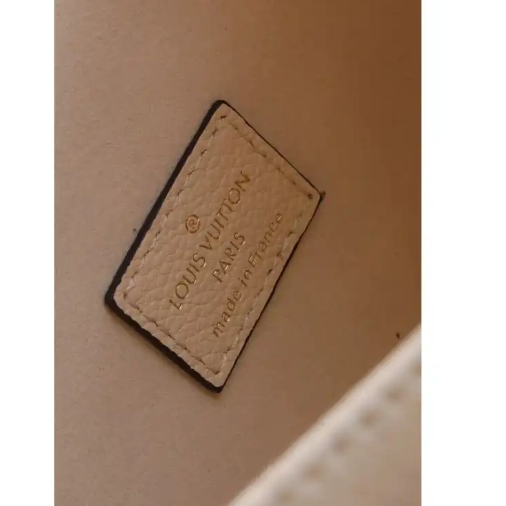 Fashion Reps Bags LV 2102SH0019 0520